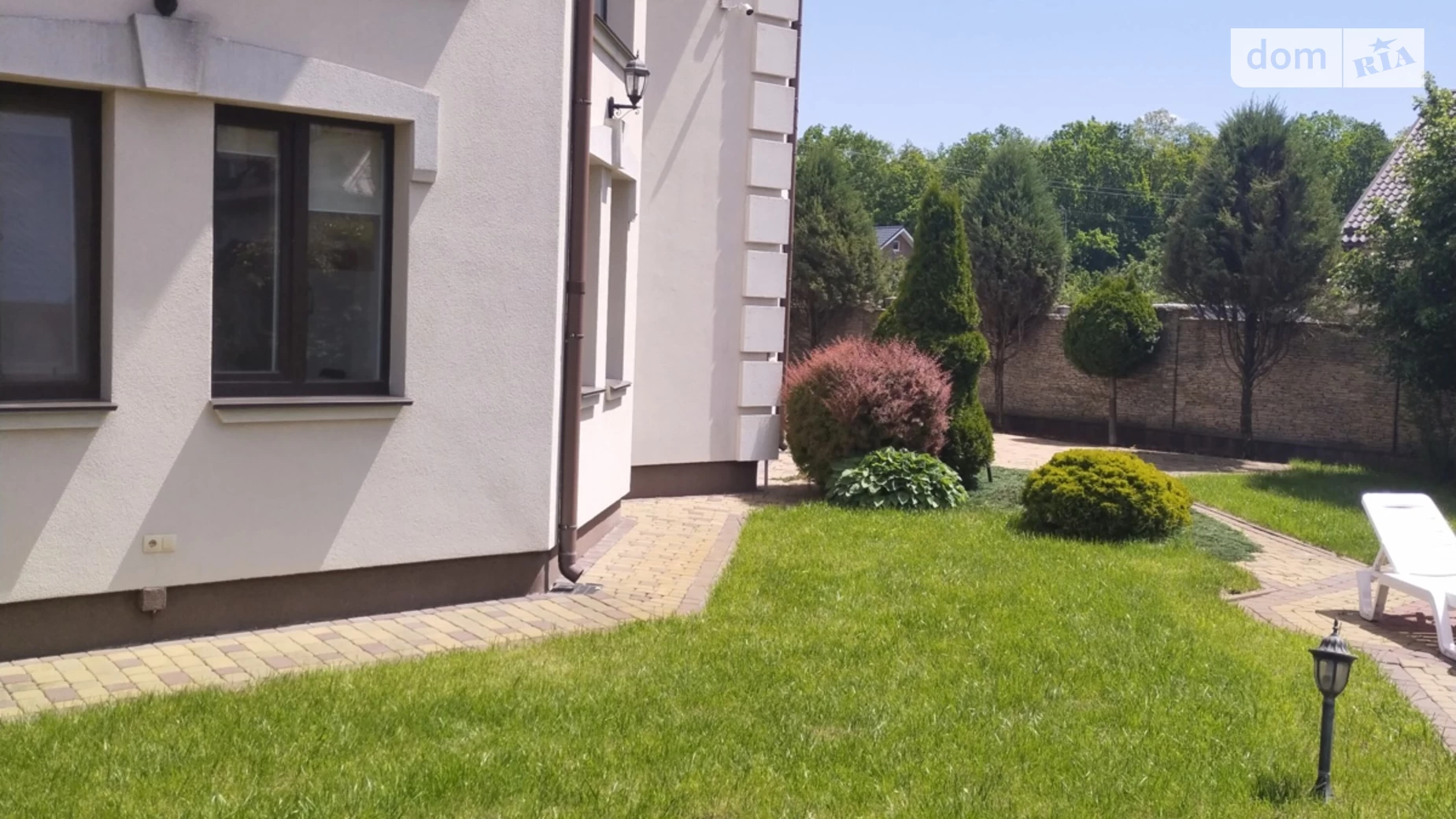 Продается дом на 2 этажа 270 кв. м с садом, цена: 245000 $ - фото 2