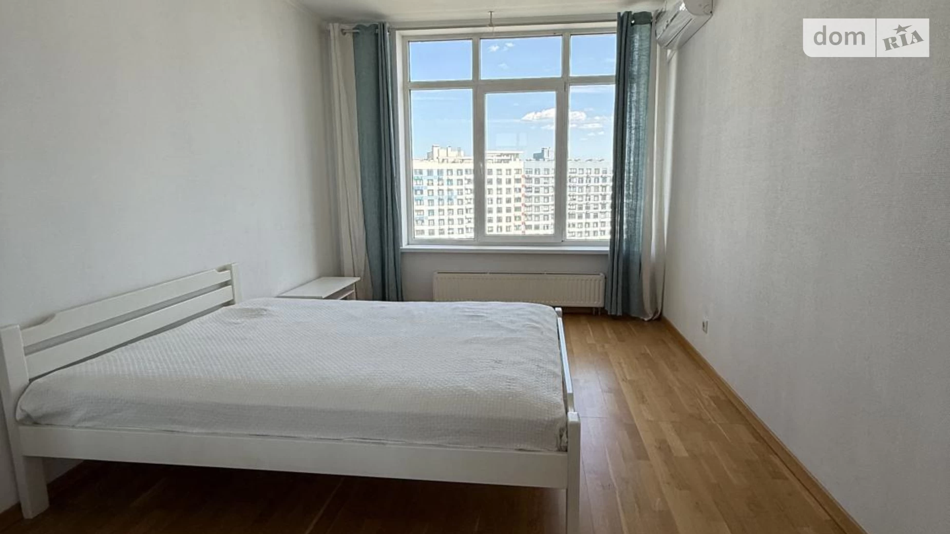 Продается 2-комнатная квартира 68 кв. м в Киеве, ул. Ованеса Туманяна, 3 - фото 2