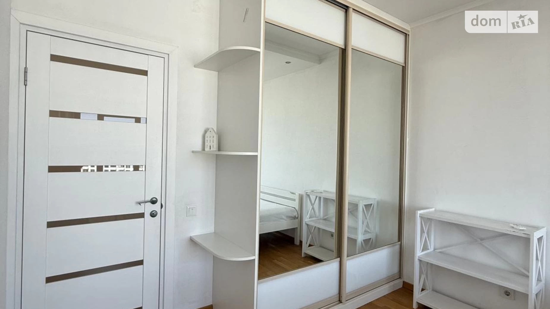 Продается 2-комнатная квартира 68 кв. м в Киеве, ул. Ованеса Туманяна, 3 - фото 4