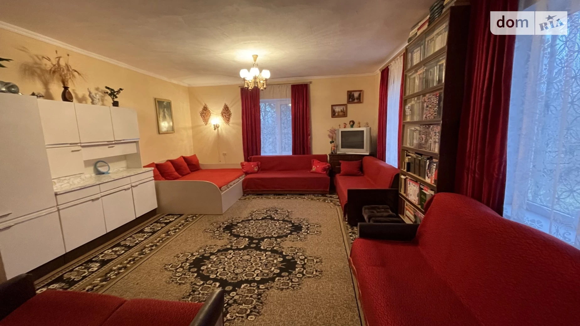 Продается дом на 2 этажа 66.4 кв. м с бассейном, цена: 28000 $ - фото 5