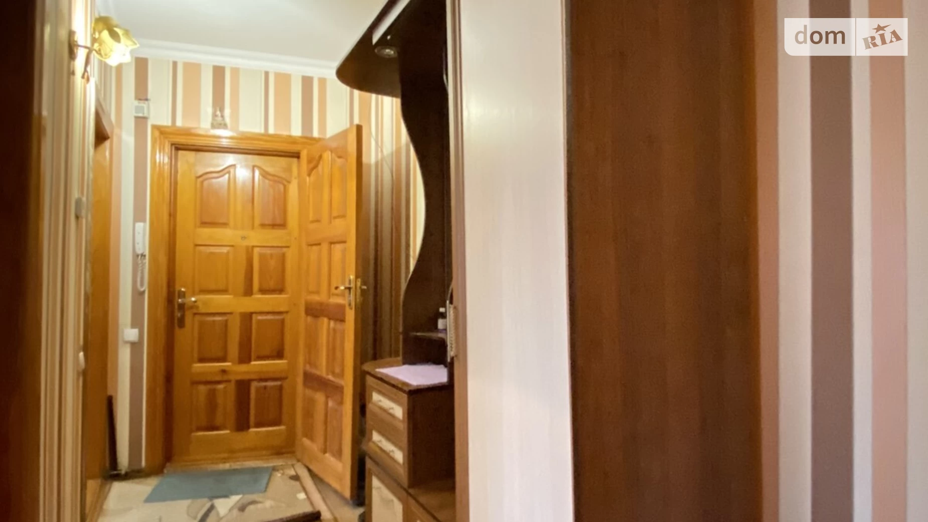 Продається 3-кімнатна квартира 67 кв. м у Білій Церкві, просп. Незалежності, 55 - фото 2
