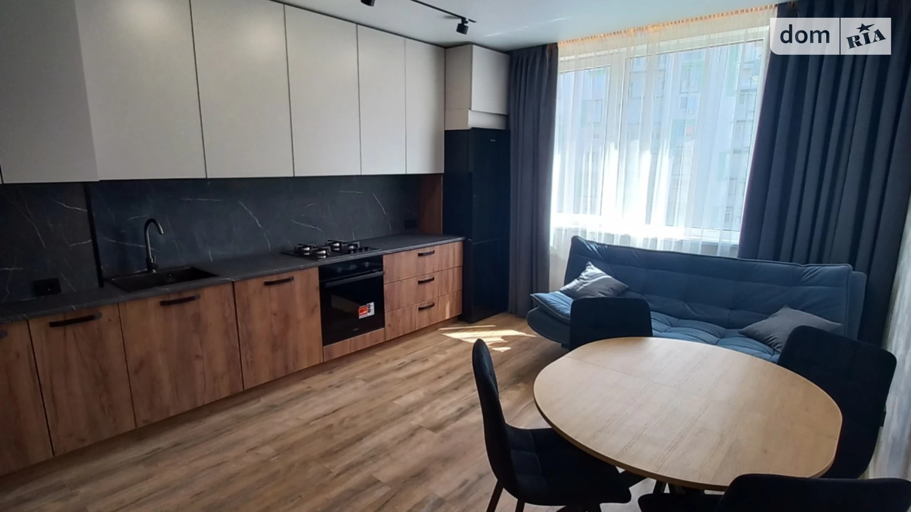 Продается 1-комнатная квартира 40 кв. м в Ивано-Франковске, ул. Национальной Гвардии, 3Г - фото 4