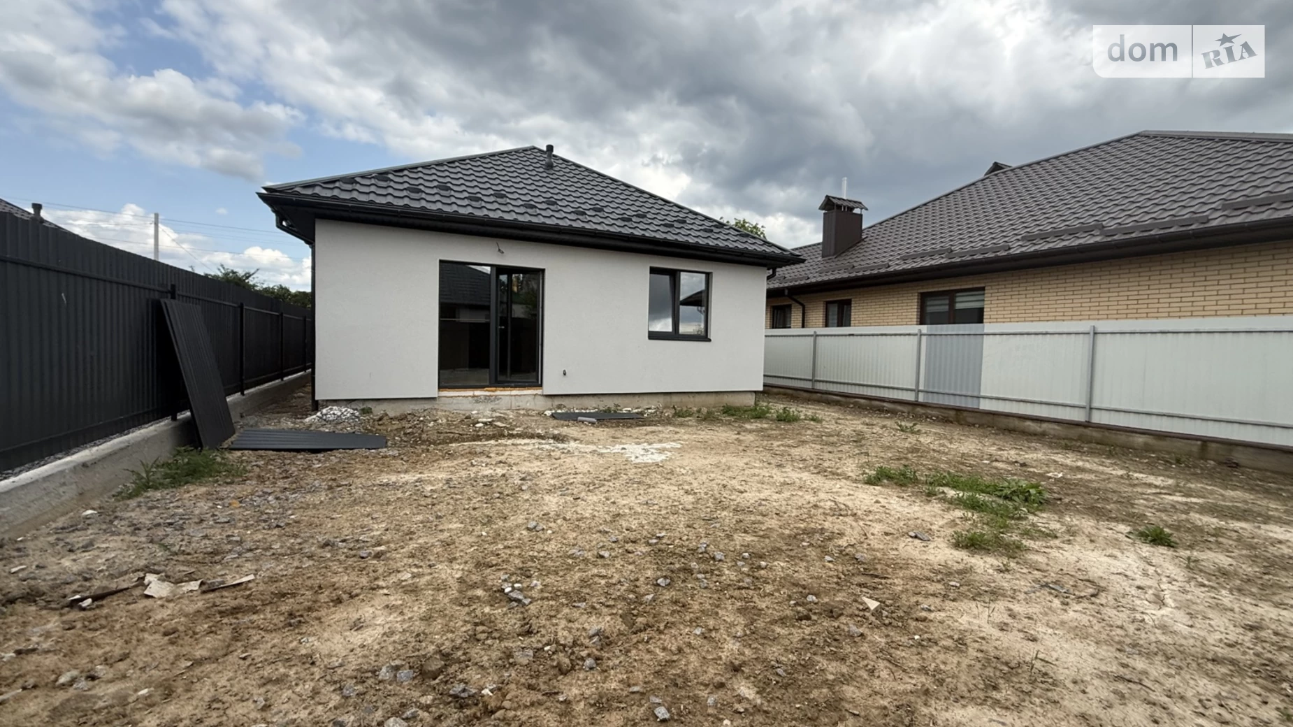 Продается одноэтажный дом 98 кв. м с беседкой, цена: 75000 $ - фото 4