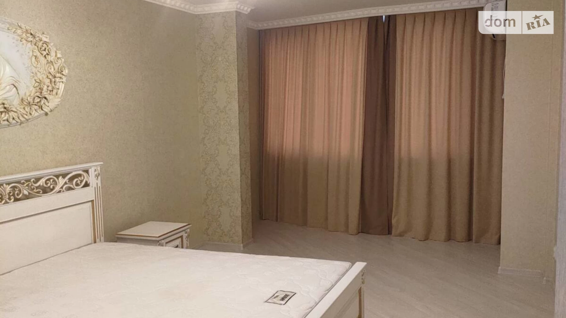 2-комнатная квартира 97 кв. м в Тернополе, ул. Белогорская, 18А - фото 3