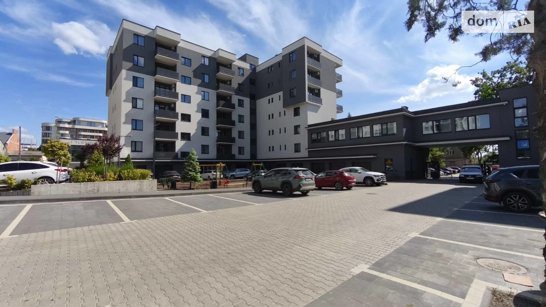 Продається 4-кімнатна квартира 153 кв. м у Ужгороді, вул. Собранецька, 150Б - фото 2