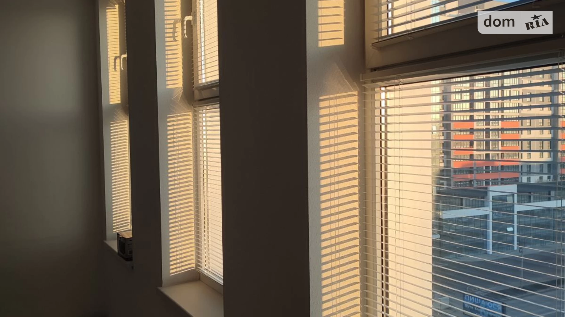 Продается офис 108.5 кв. м в бизнес-центре, цена: 82000 $ - фото 2