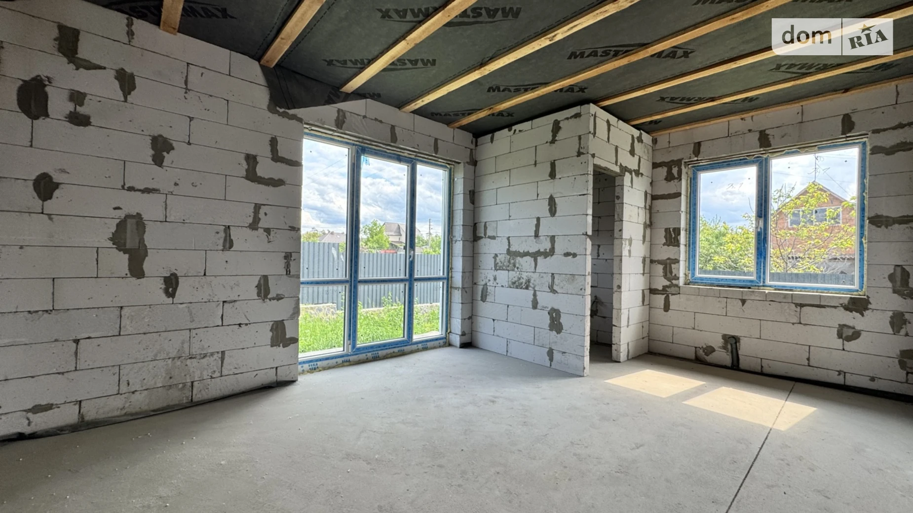 Продается одноэтажный дом 105 кв. м с бассейном, цена: 69000 $ - фото 2