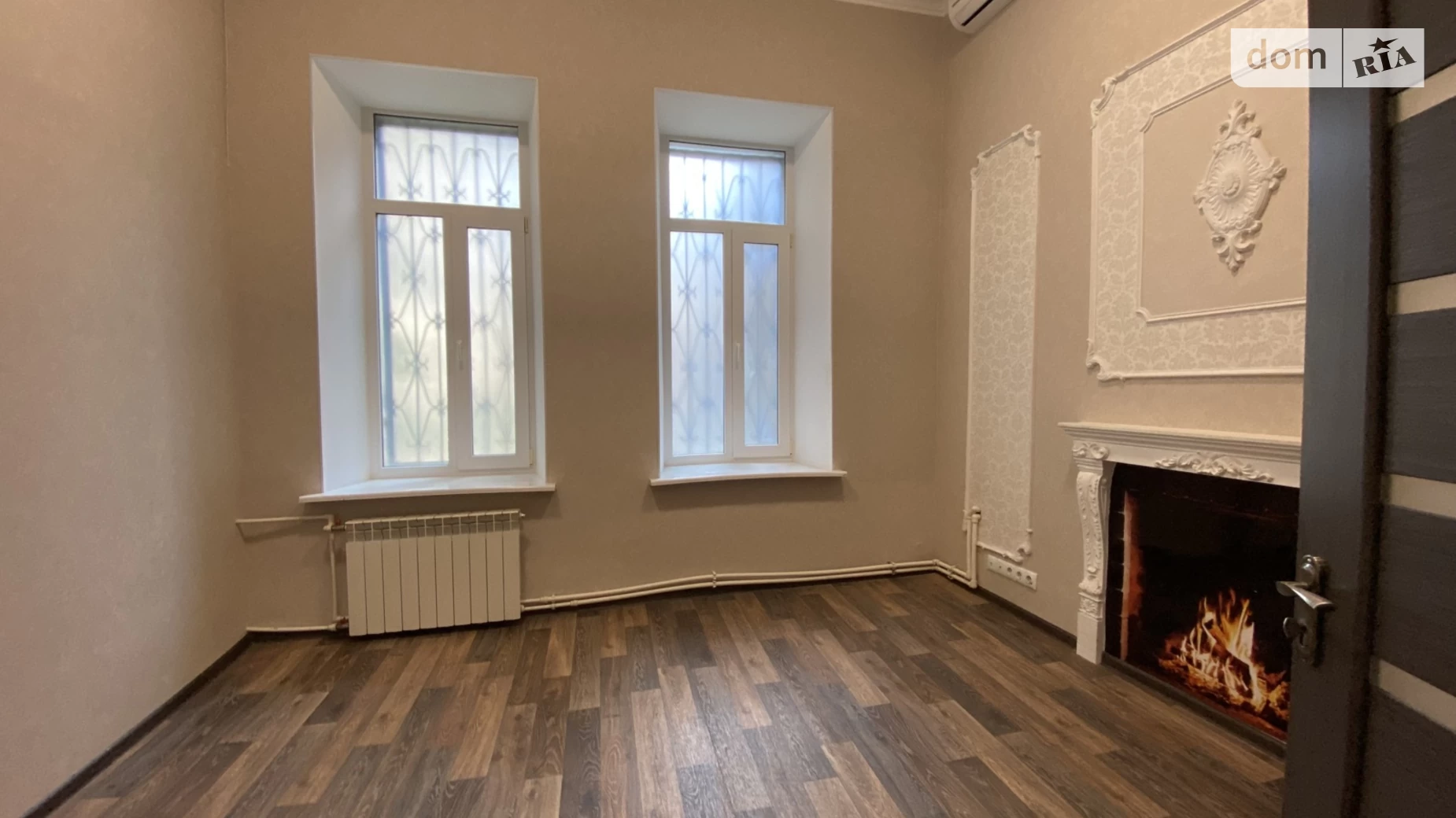 Сдается в аренду офис 155 кв. м в бизнес-центре, цена: 1200 $ - фото 4