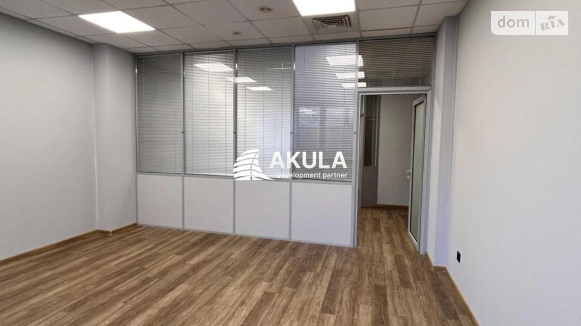 Сдается в аренду офис 57 кв. м в бизнес-центре, цена: 850 $ - фото 4