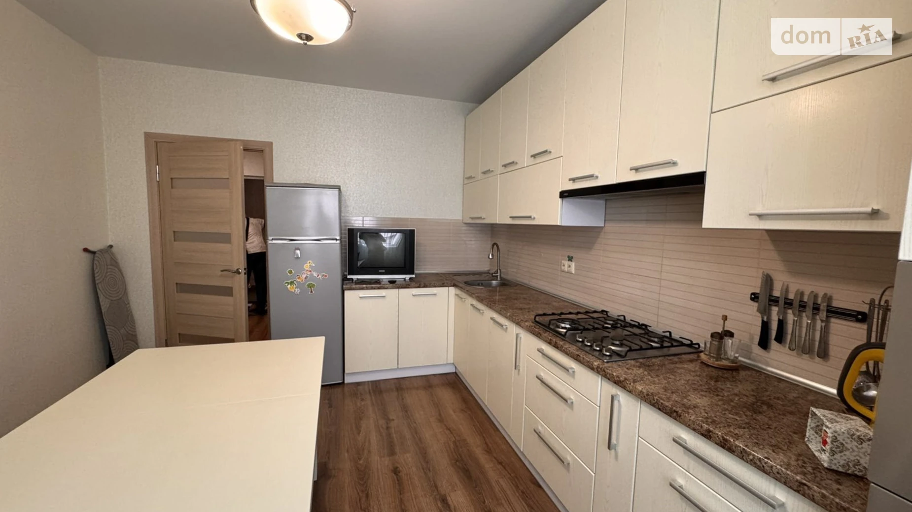 Продается 1-комнатная квартира 45.4 кв. м в Хмельницком, ул. Панаса Мирного, 11 - фото 2