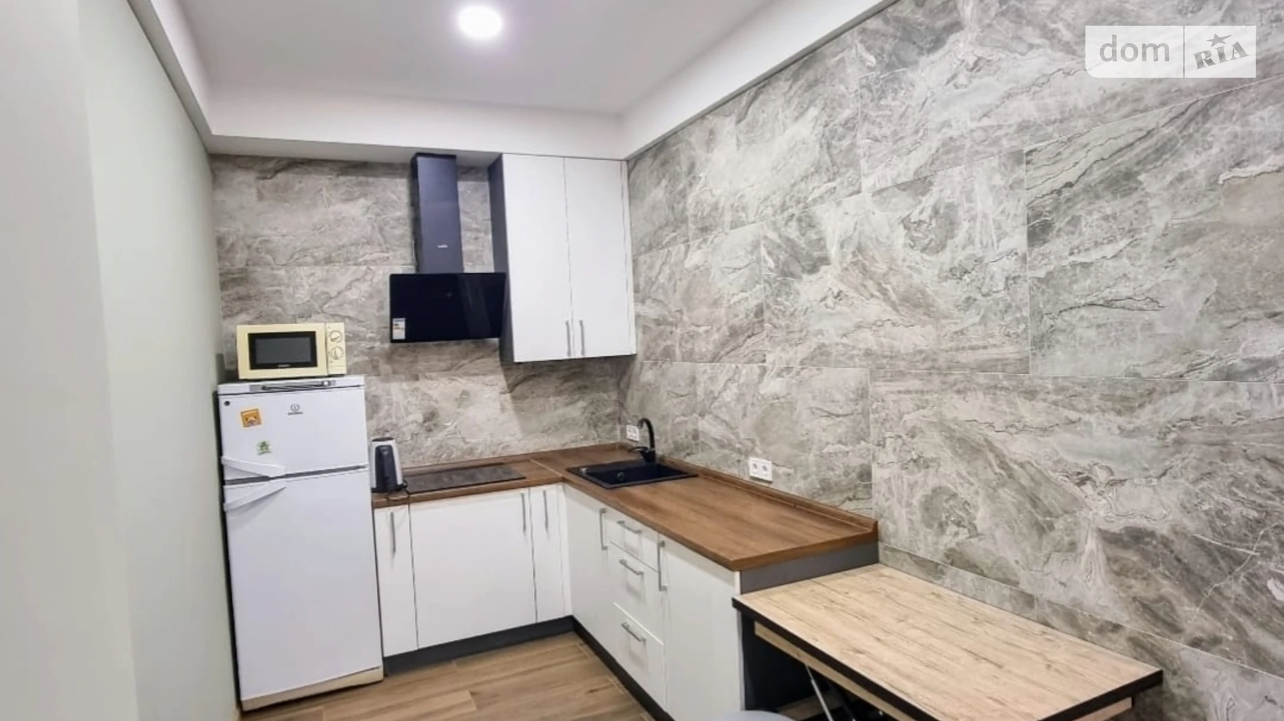 Сдается в аренду 2-комнатная квартира 74 кв. м в Днепре, ул. Набережная Победы - фото 4