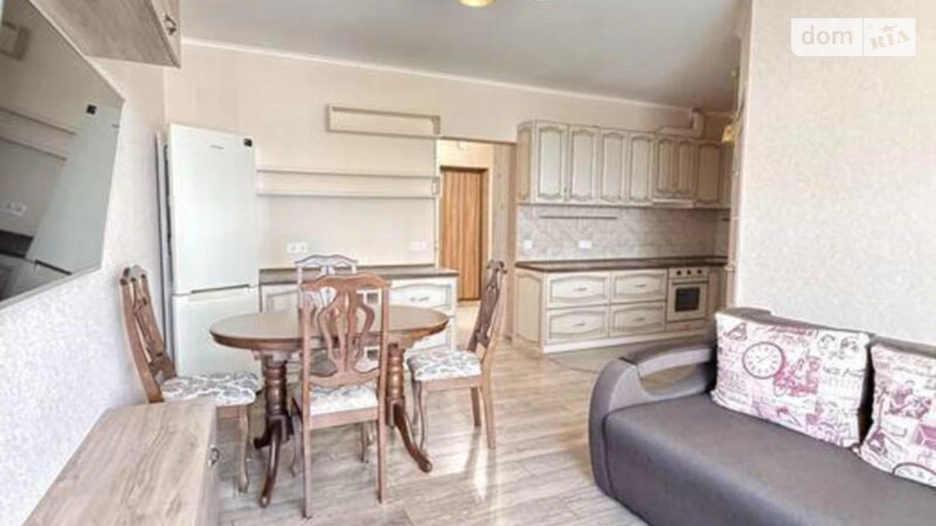 Продается 1-комнатная квартира 47 кв. м в Киеве - фото 3