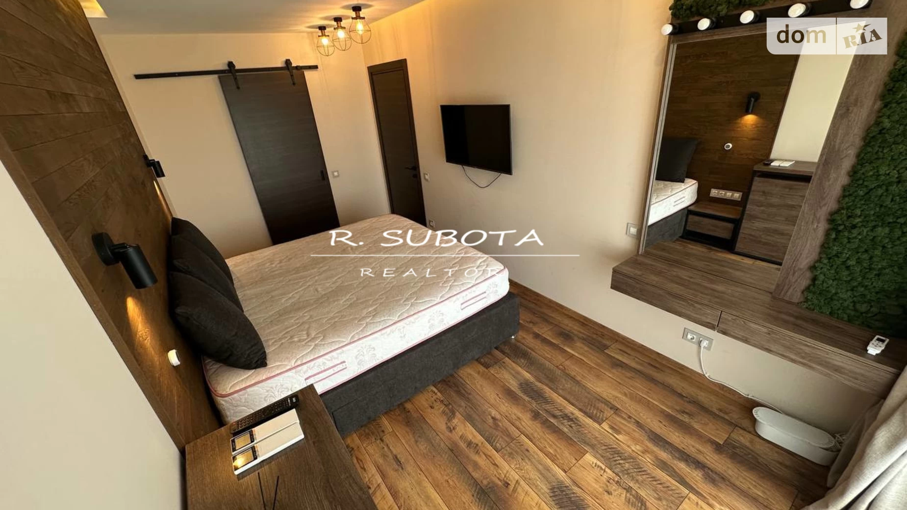 Продается 2-комнатная квартира 79 кв. м в Днепре, ул. Левка Лукьяненко, 24 - фото 2
