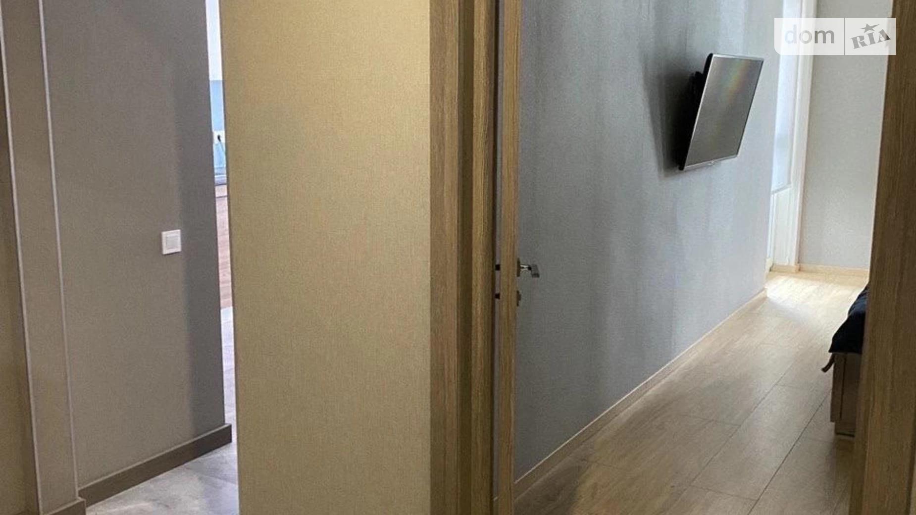 Продается 1-комнатная квартира 42 кв. м в Киеве, ул. Осокорская, 2А - фото 4