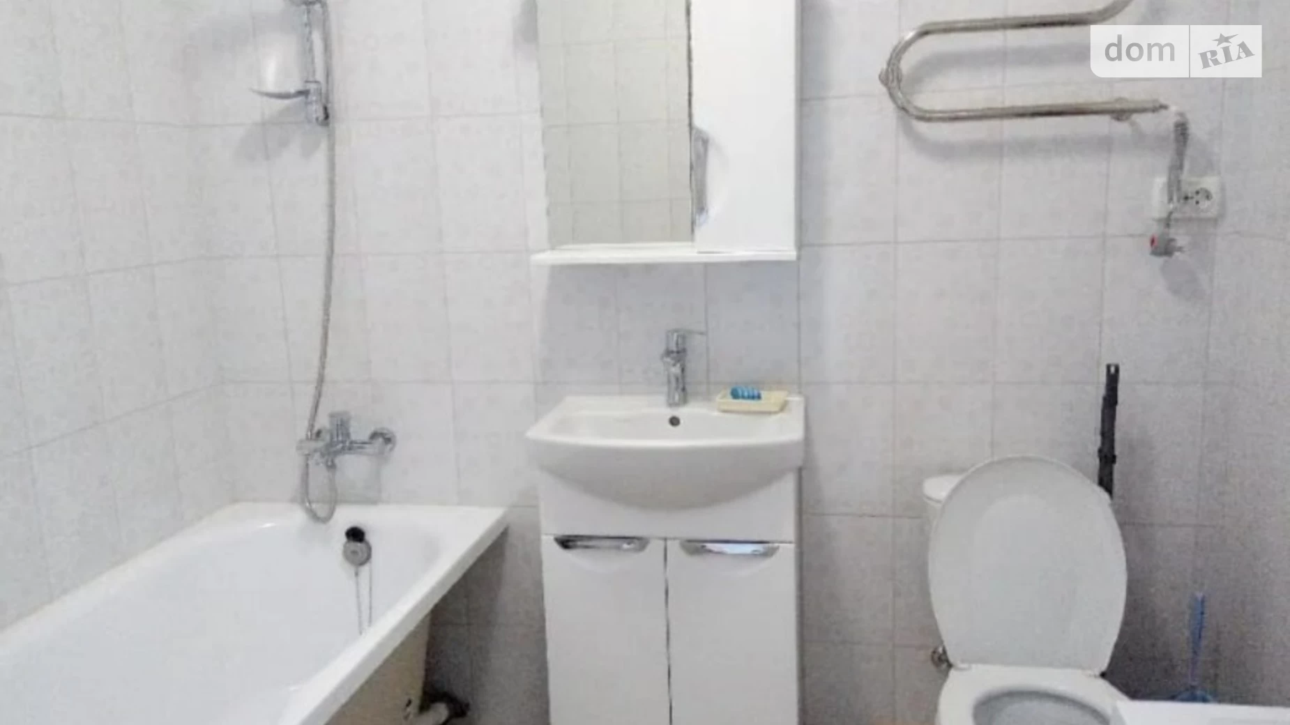 Продається 1-кімнатна квартира 25.9 кв. м у Києві - фото 3