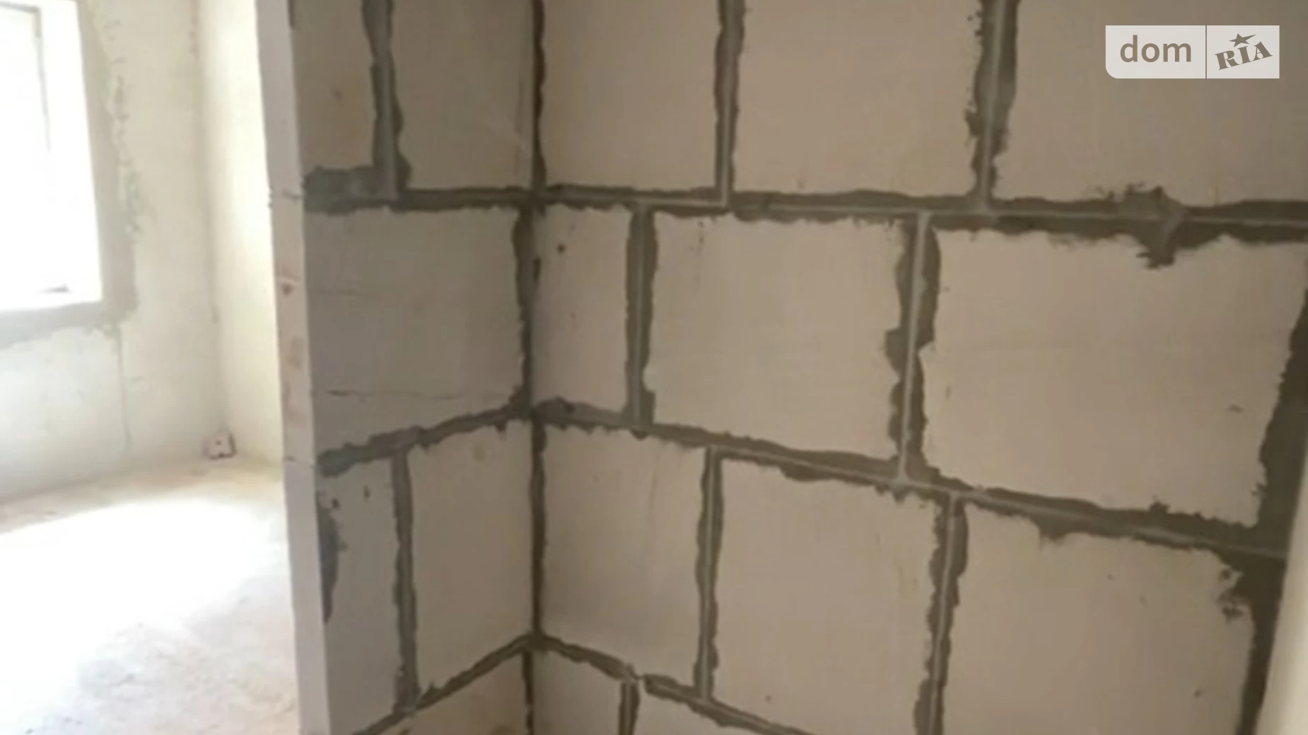 Продается 1-комнатная квартира 30 кв. м в Ивано-Франковске - фото 2
