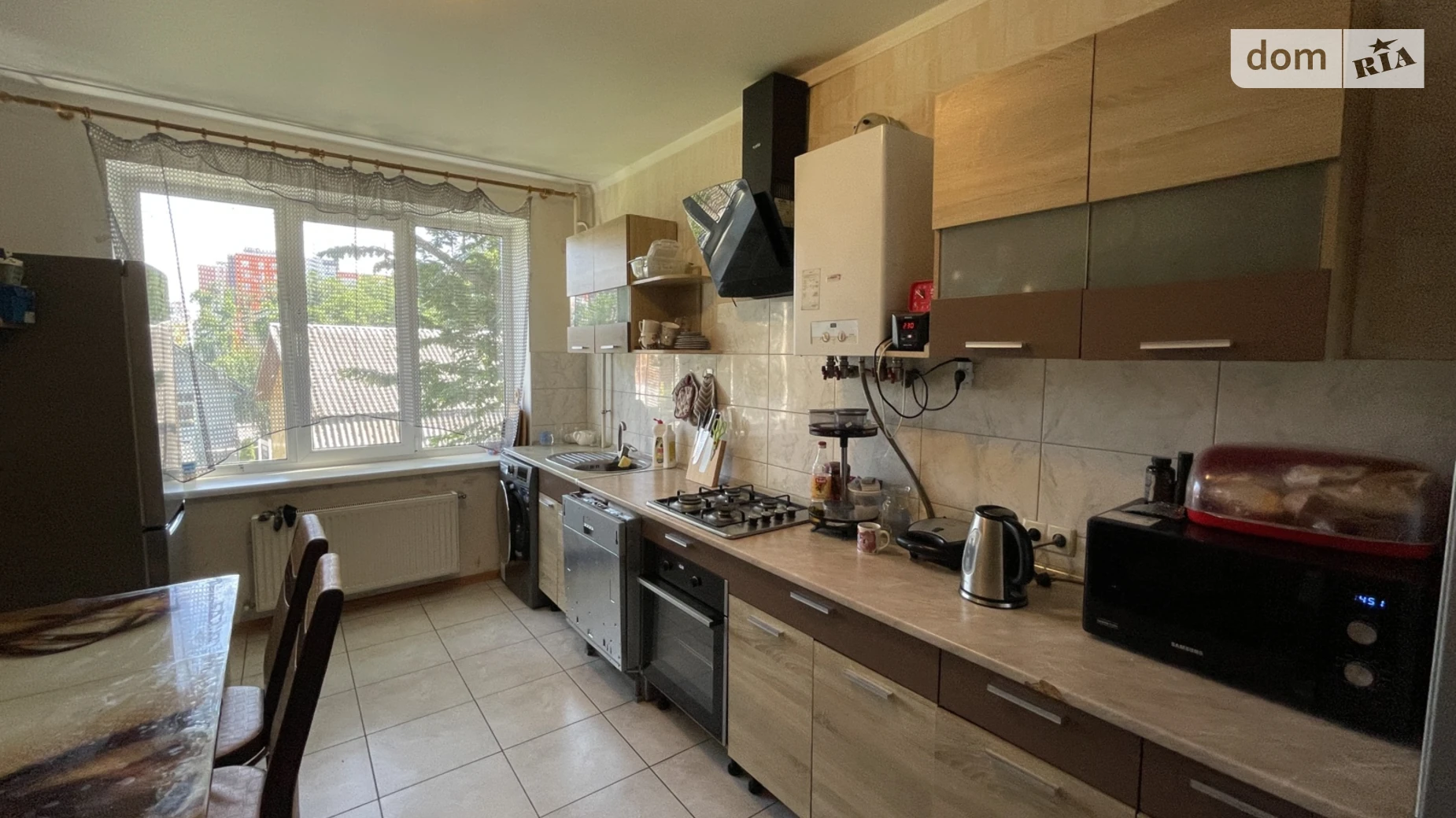 Продается 2-комнатная квартира 64.9 кв. м в Ирпене, ул. Николая Сингаевского(Новооскольская), 6А - фото 2