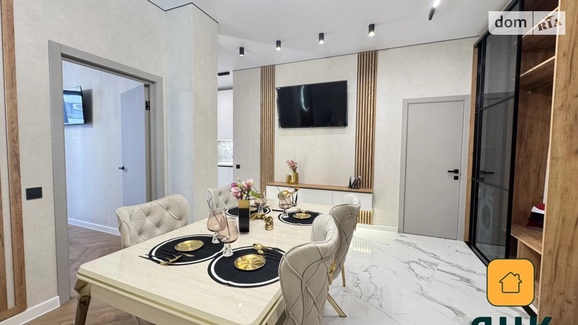 Продається 2-кімнатна квартира 60 кв. м у Одесі, Фонтанська дор., 77А - фото 2