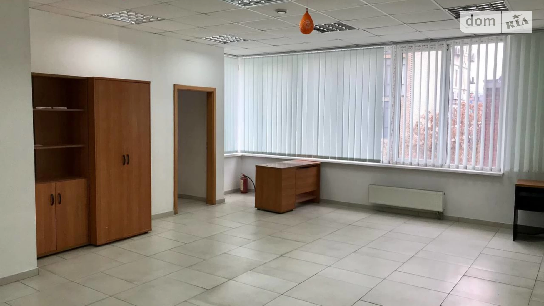 Сдается в аренду офис 130 кв. м в бизнес-центре, цена: 35000 грн - фото 2