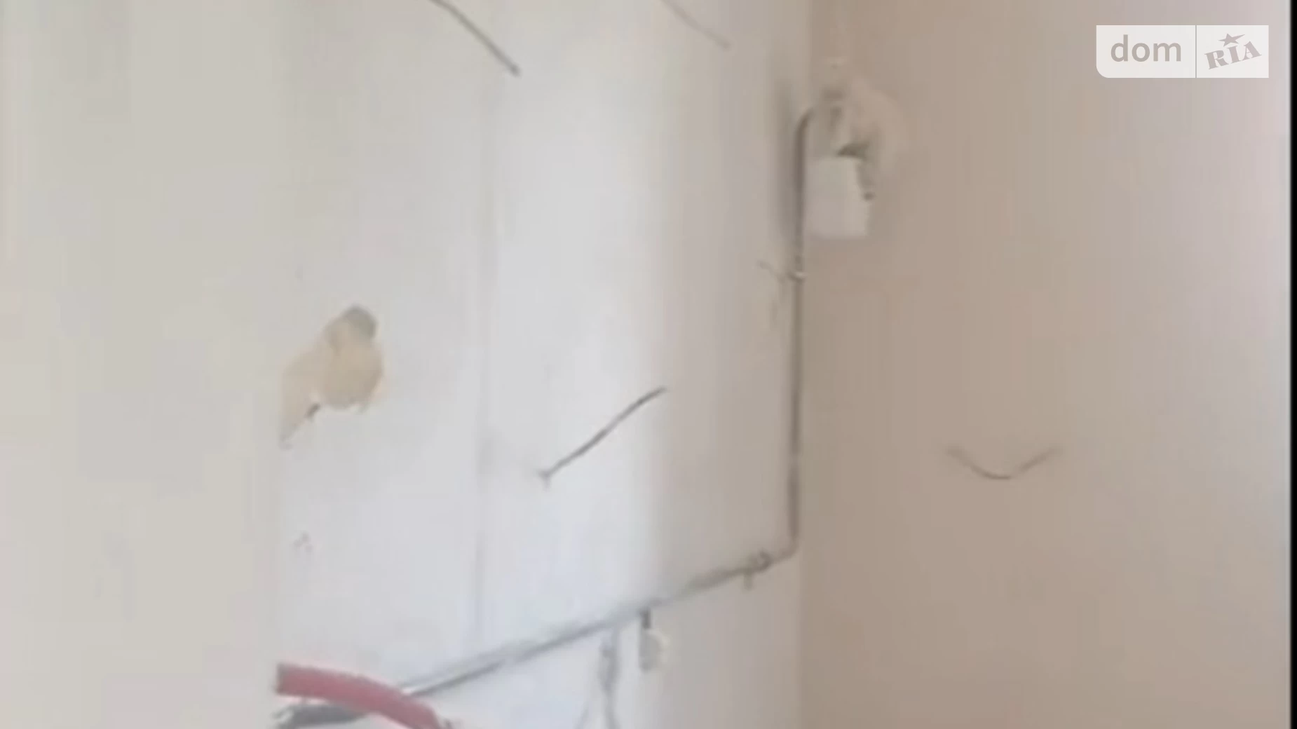 Продается 1-комнатная квартира 67 кв. м в Харькове, ул. Динамовская, 15 - фото 2