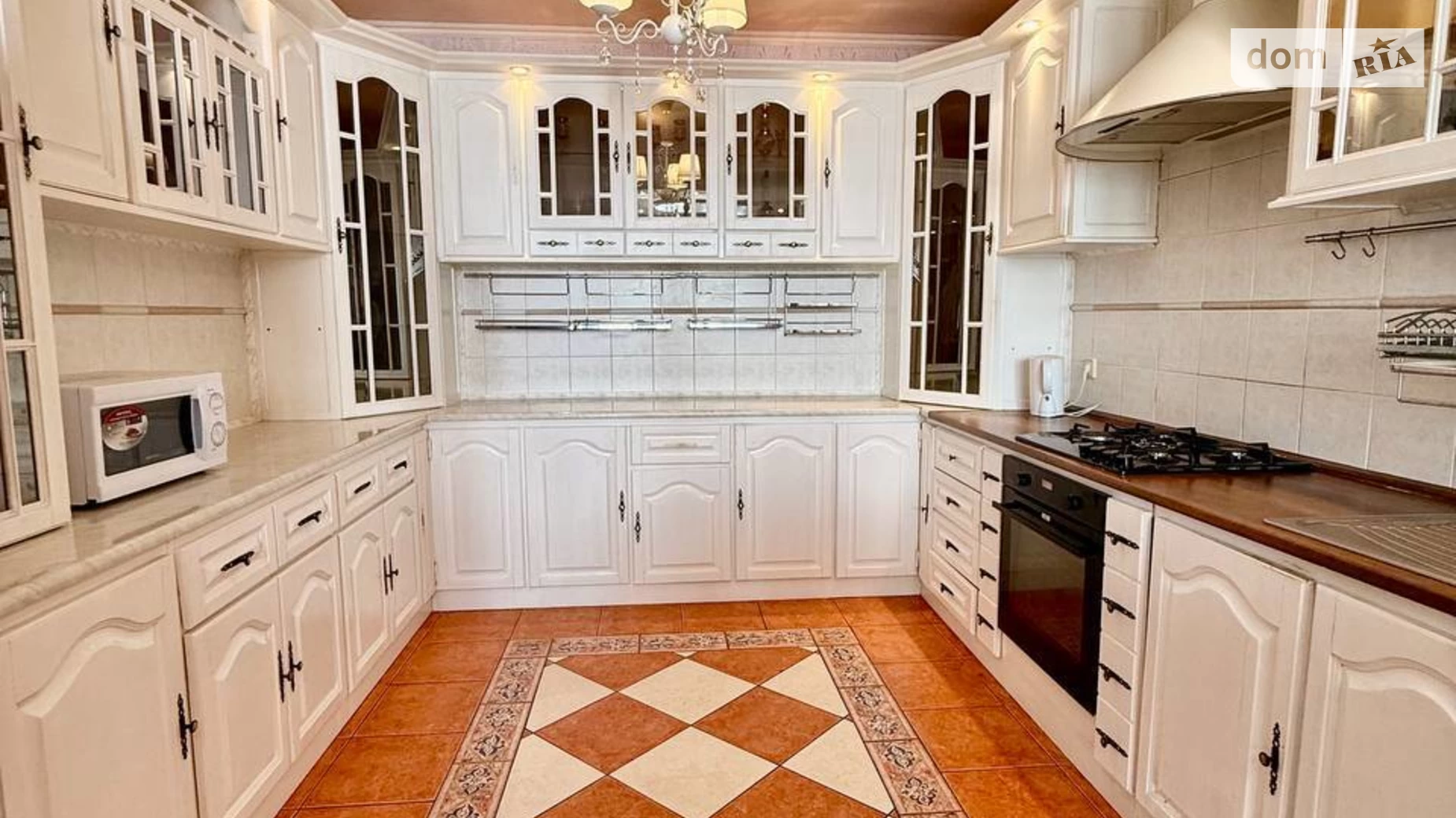 Продається будинок 4 поверховий 303.6 кв. м з ділянкою, цена: 250000 $ - фото 2