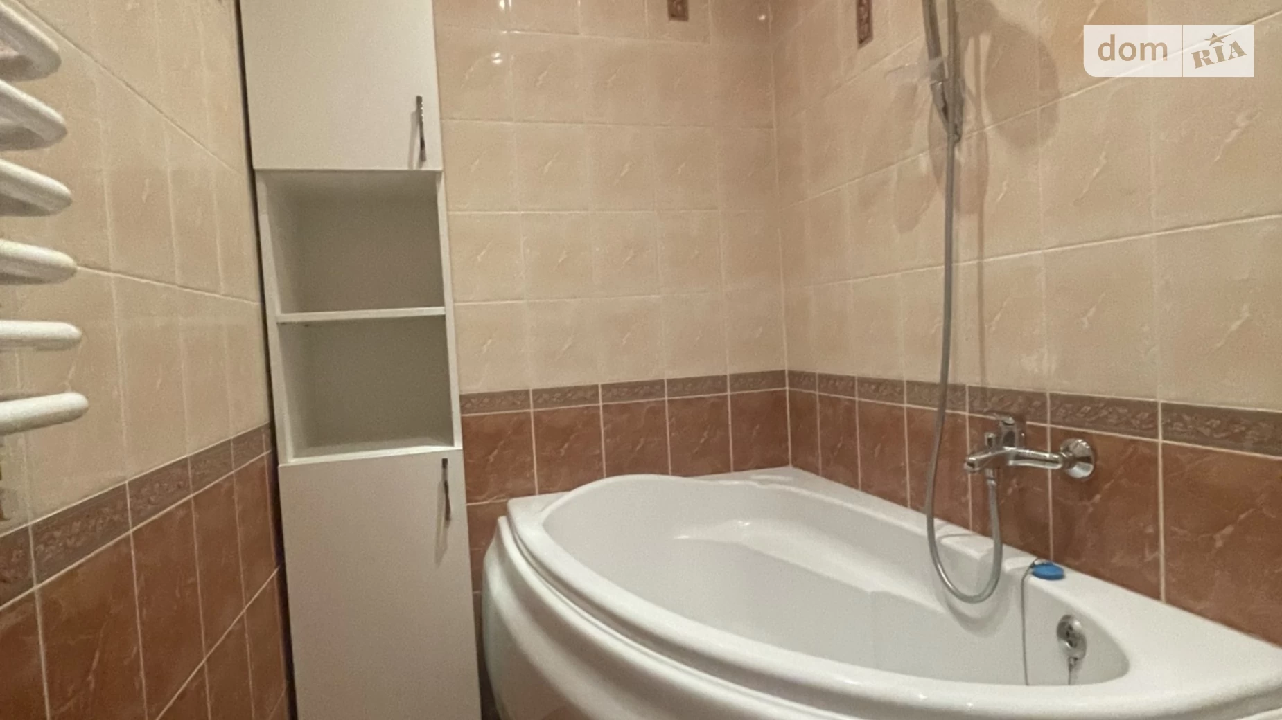 2-комнатная квартира 72 кв. м в Тернополе, ул. За Рудкой - фото 4