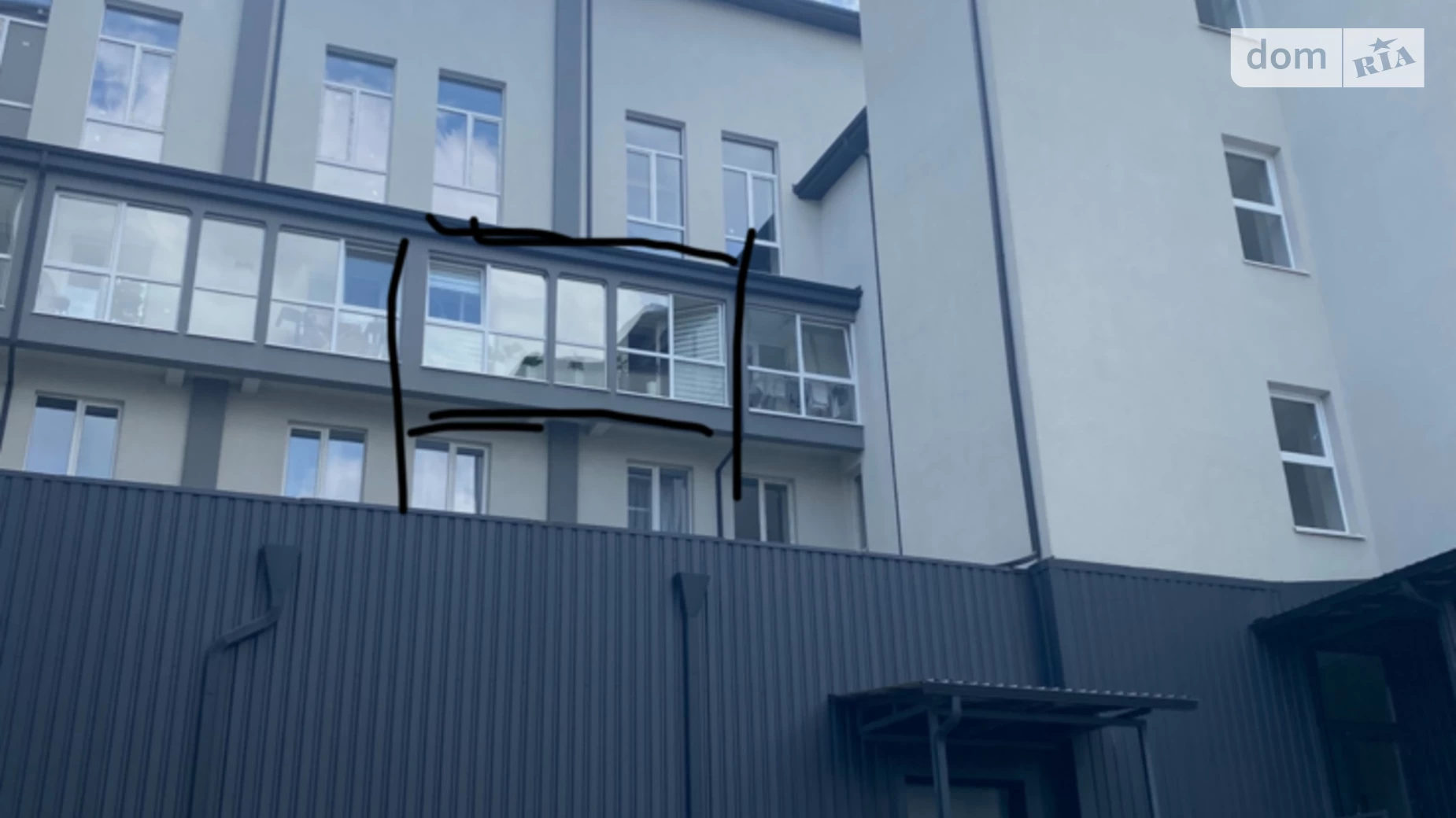 Продается 1-комнатная квартира 41.8 кв. м в Ровно, ул. Соборная, 364В - фото 2