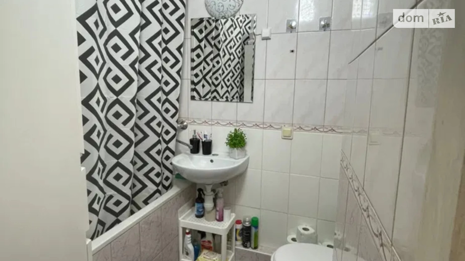 Продається 1-кімнатна квартира 30 кв. м у Києві, вул. Юрія Кондратюка, 4Г - фото 2