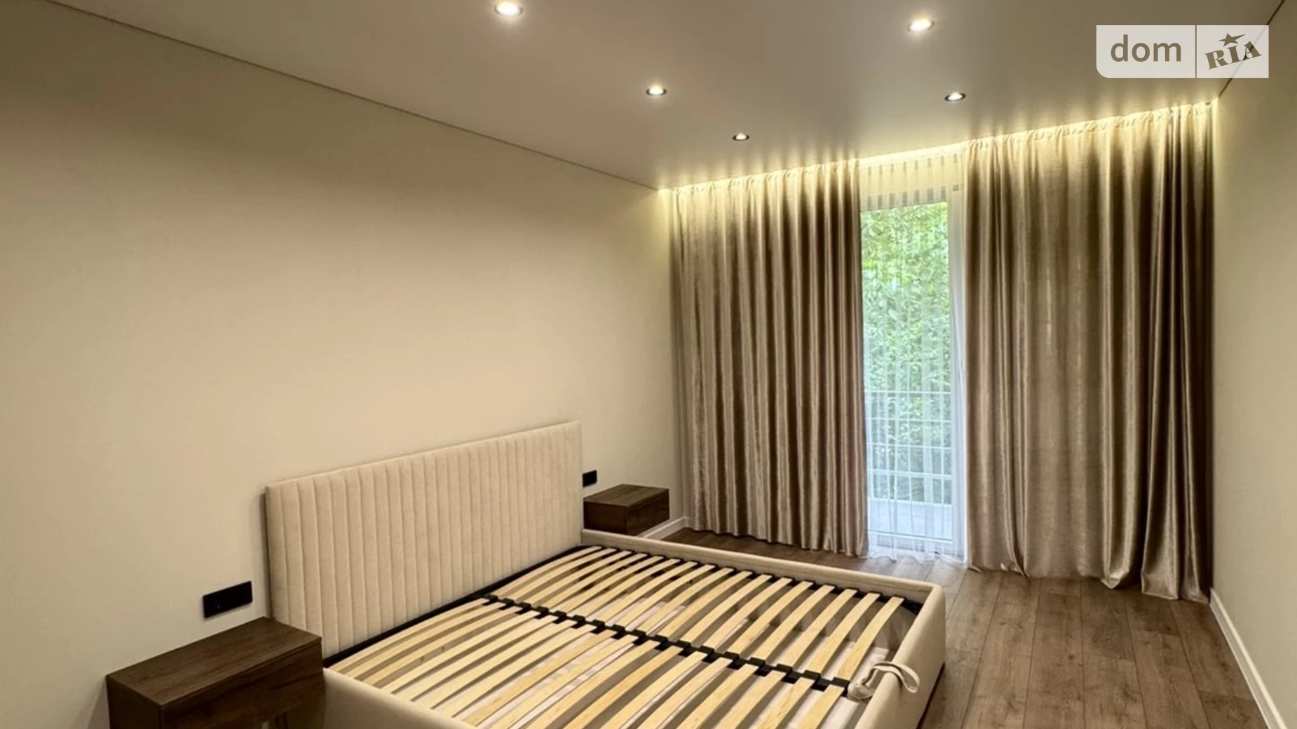 Продается 2-комнатная квартира 63.3 кв. м в Ужгороде, цена: 115000 $ - фото 5