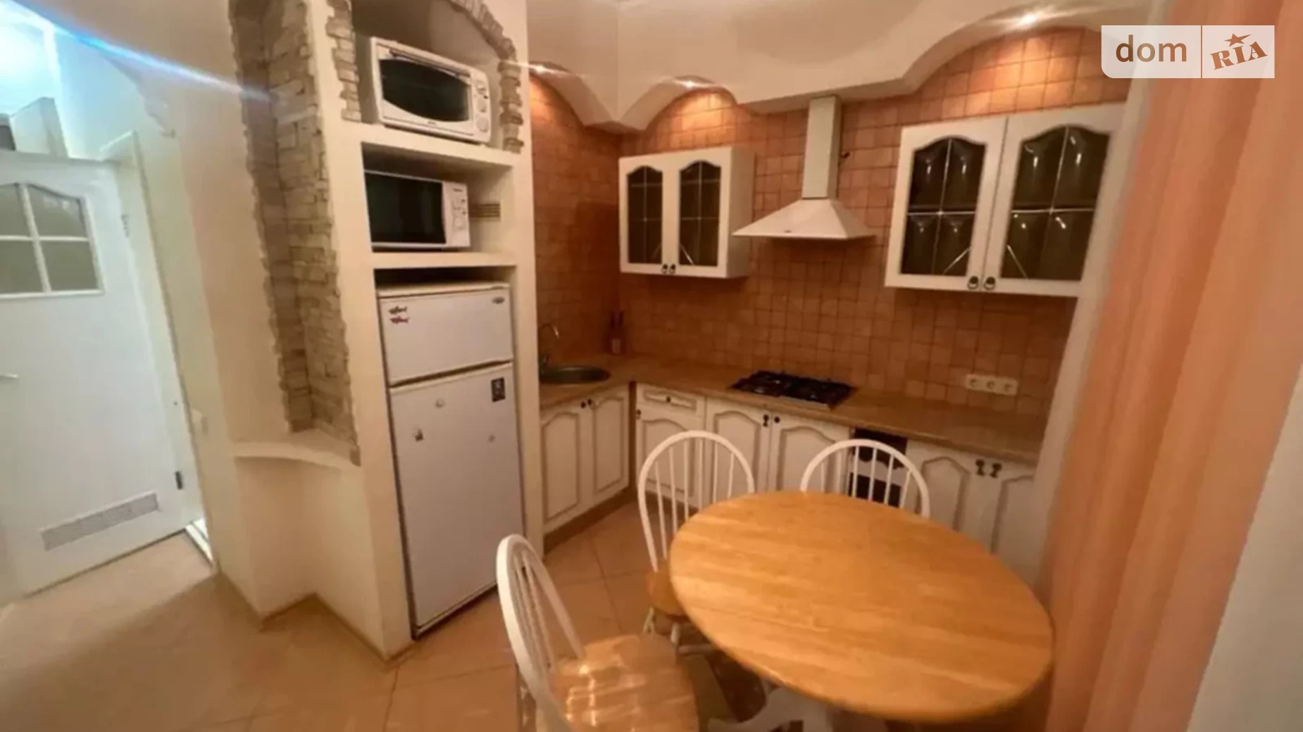 Продается 1-комнатная квартира 43.8 кв. м в Киеве, цена: 125000 $ - фото 2