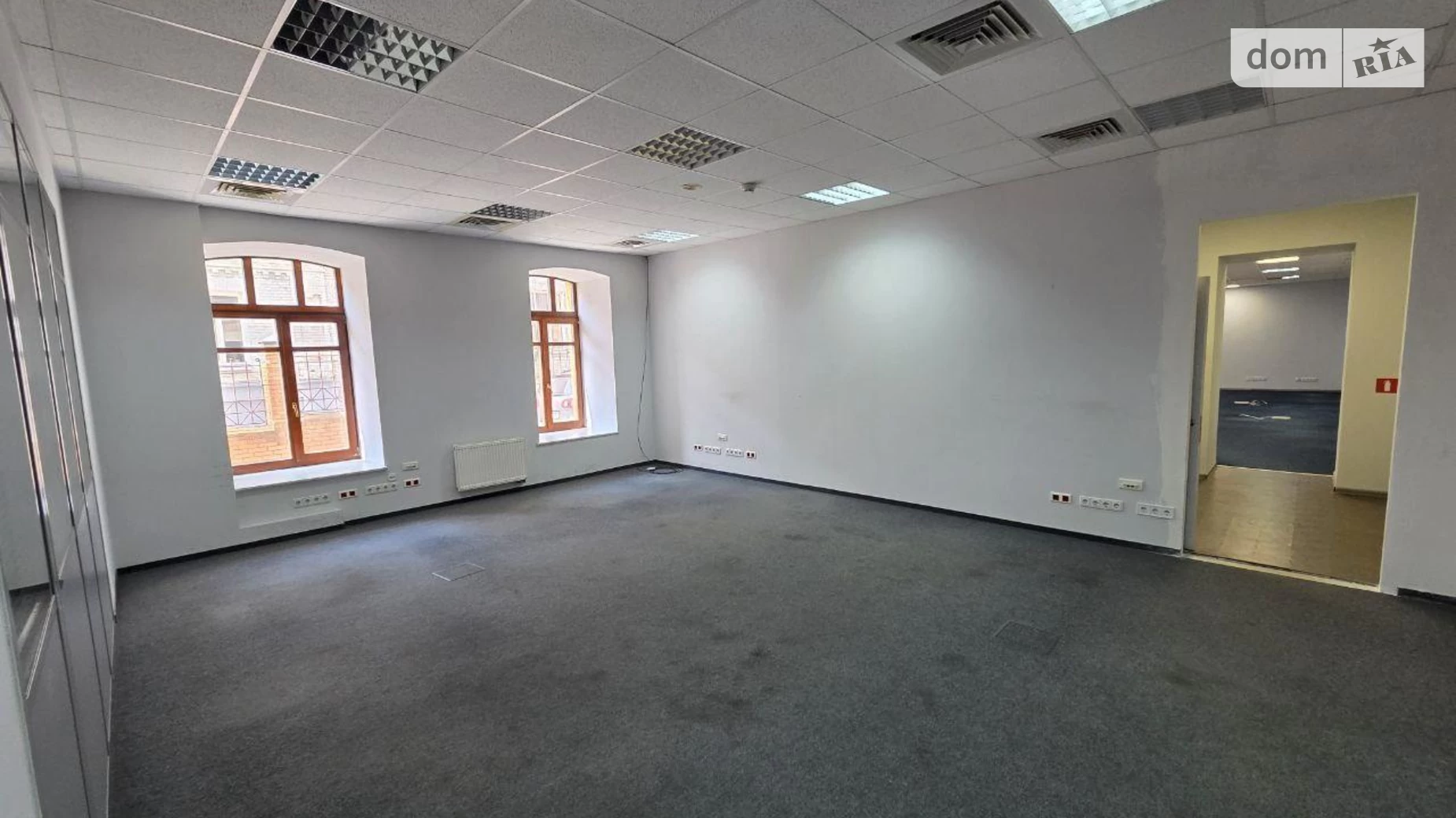 Сдается в аренду офис 240 кв. м в бизнес-центре, цена: 3650 $ - фото 5