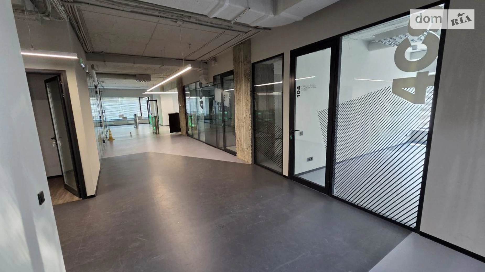 Сдается в аренду офис 3300 кв. м в бизнес-центре, цена: 67000 $ - фото 3