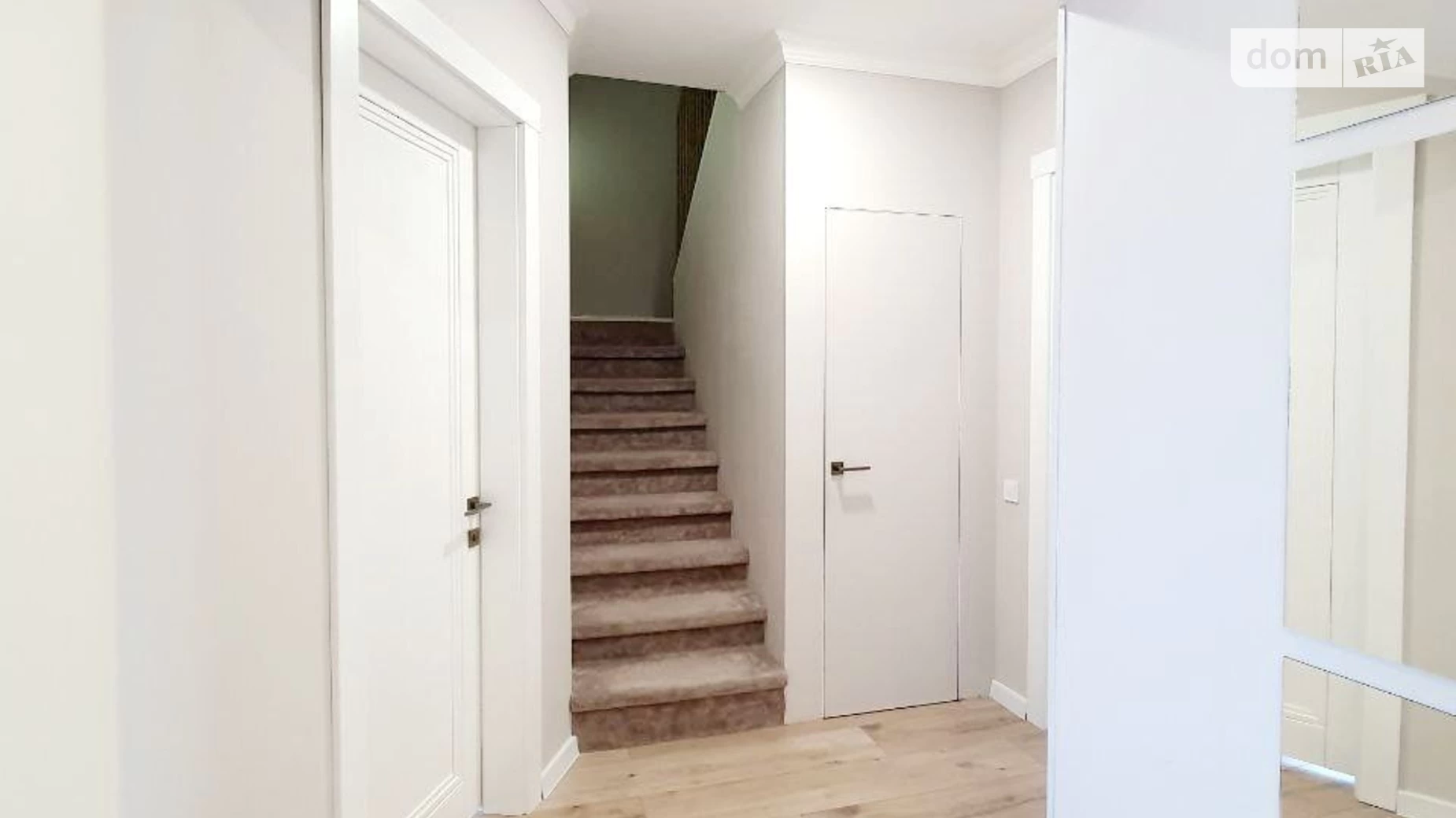 Продается 4-комнатная квартира 120.67 кв. м в Ивано-Франковске, цена: 123000 $ - фото 4