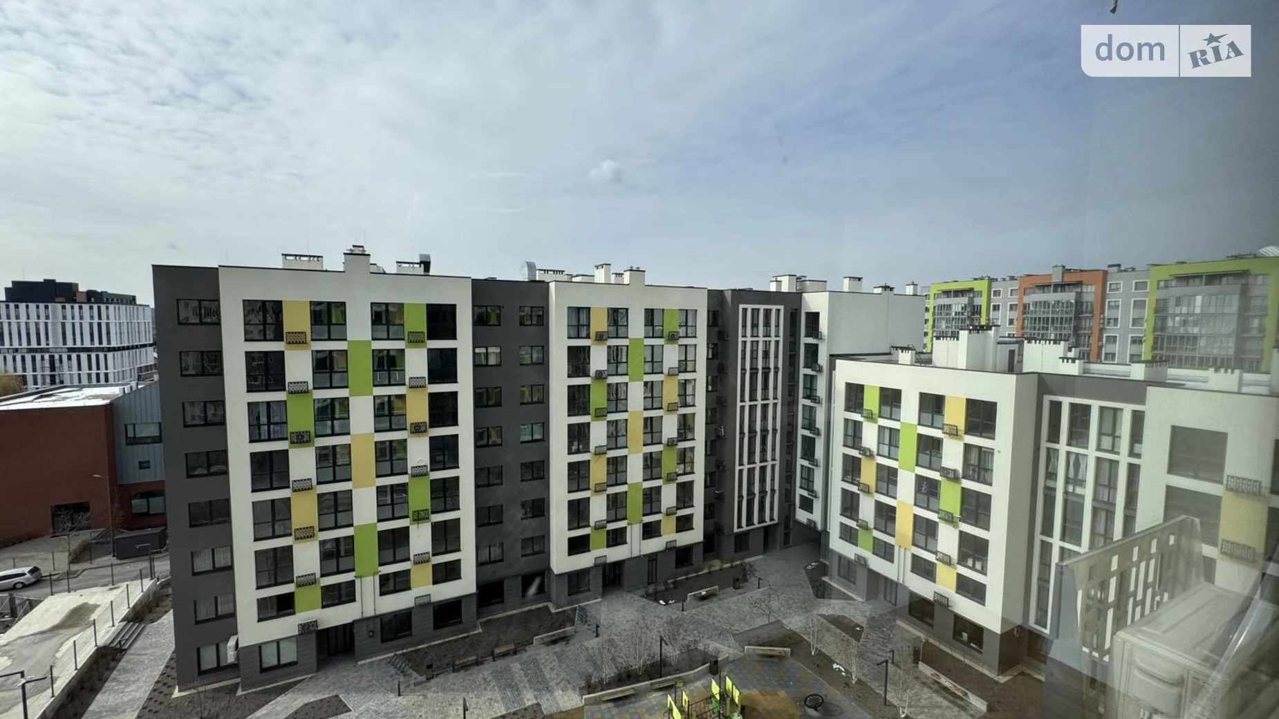 Продается 1-комнатная квартира 46.2 кв. м в Львове, ул. Венгерская, 12 - фото 2