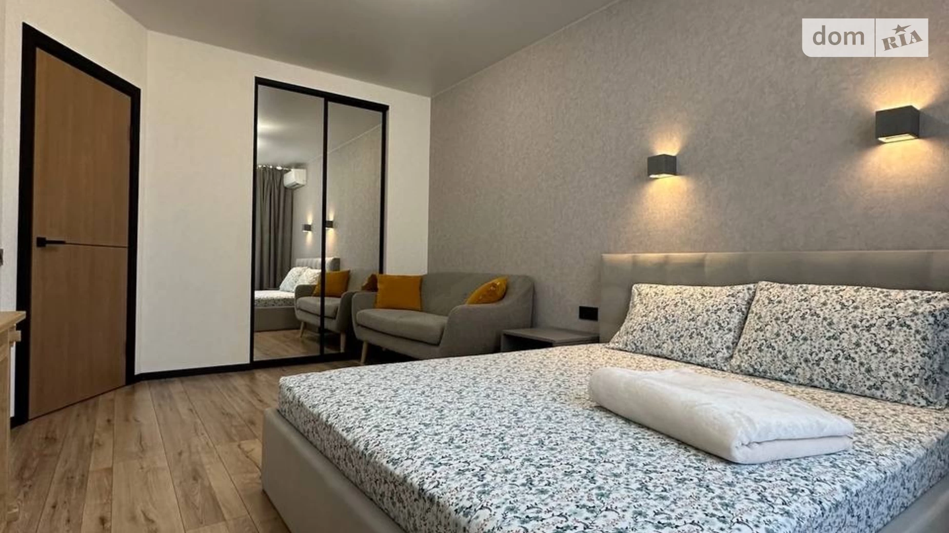 Продается 1-комнатная квартира 45 кв. м в Слобожанском, цена: 62500 $ - фото 2