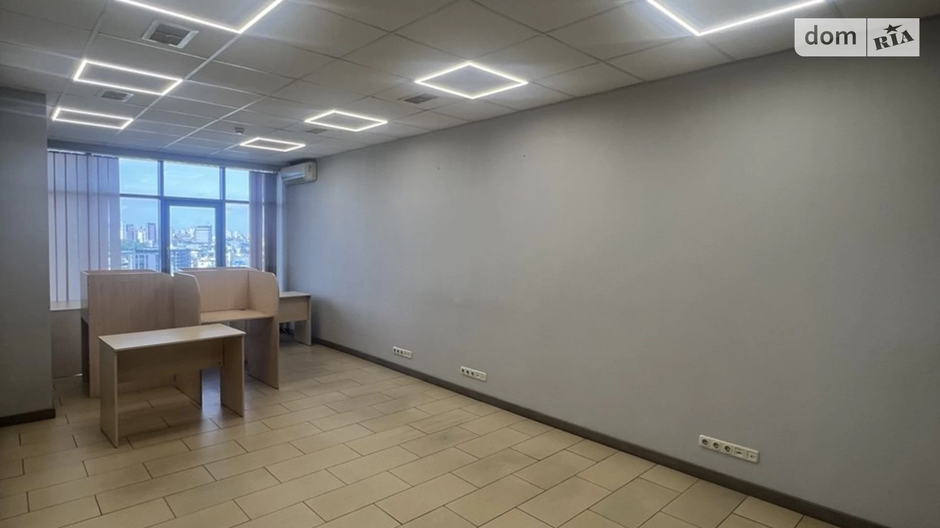 Сдается в аренду офис 198 кв. м в бизнес-центре, цена: 1700 $ - фото 4