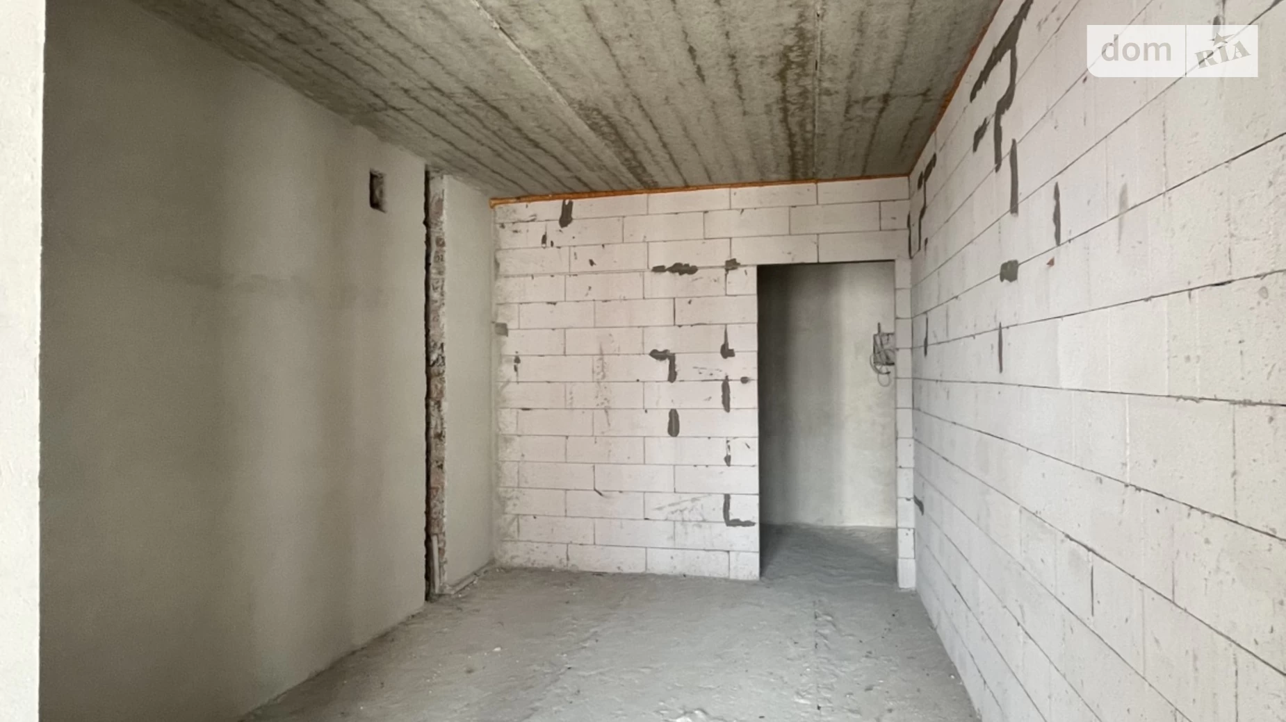 Продается 2-комнатная квартира 70 кв. м в Ивано-Франковске, ул. Бастионна, 16 - фото 4