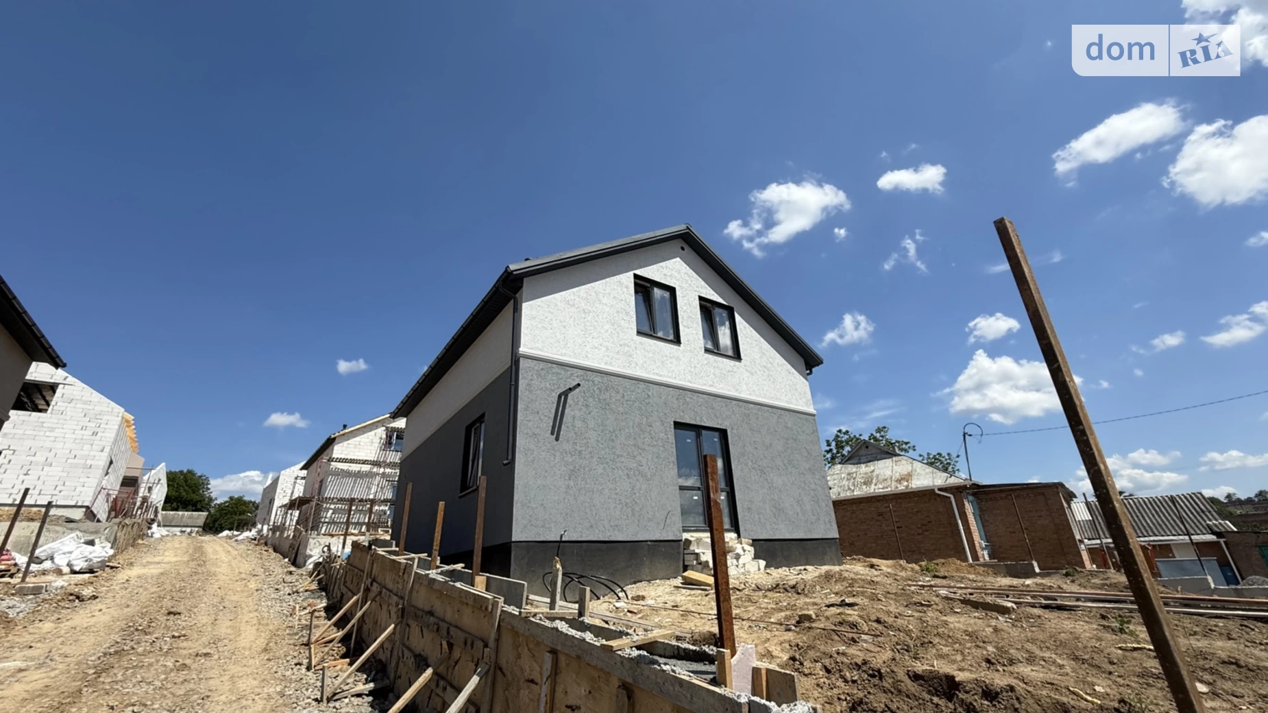 Продается дом на 2 этажа 110 кв. м с мансардой, цена: 76000 $ - фото 2