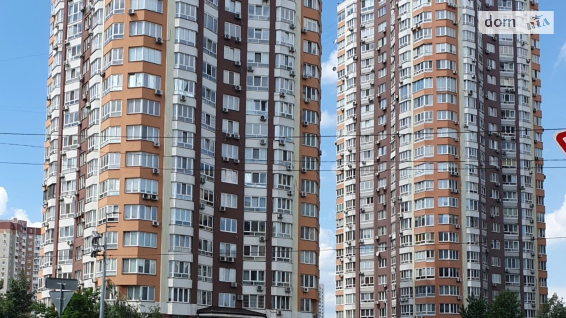Продается 3-комнатная квартира 77 кв. м в Киеве, ул. Анны Ахматовой, 32/18 - фото 3