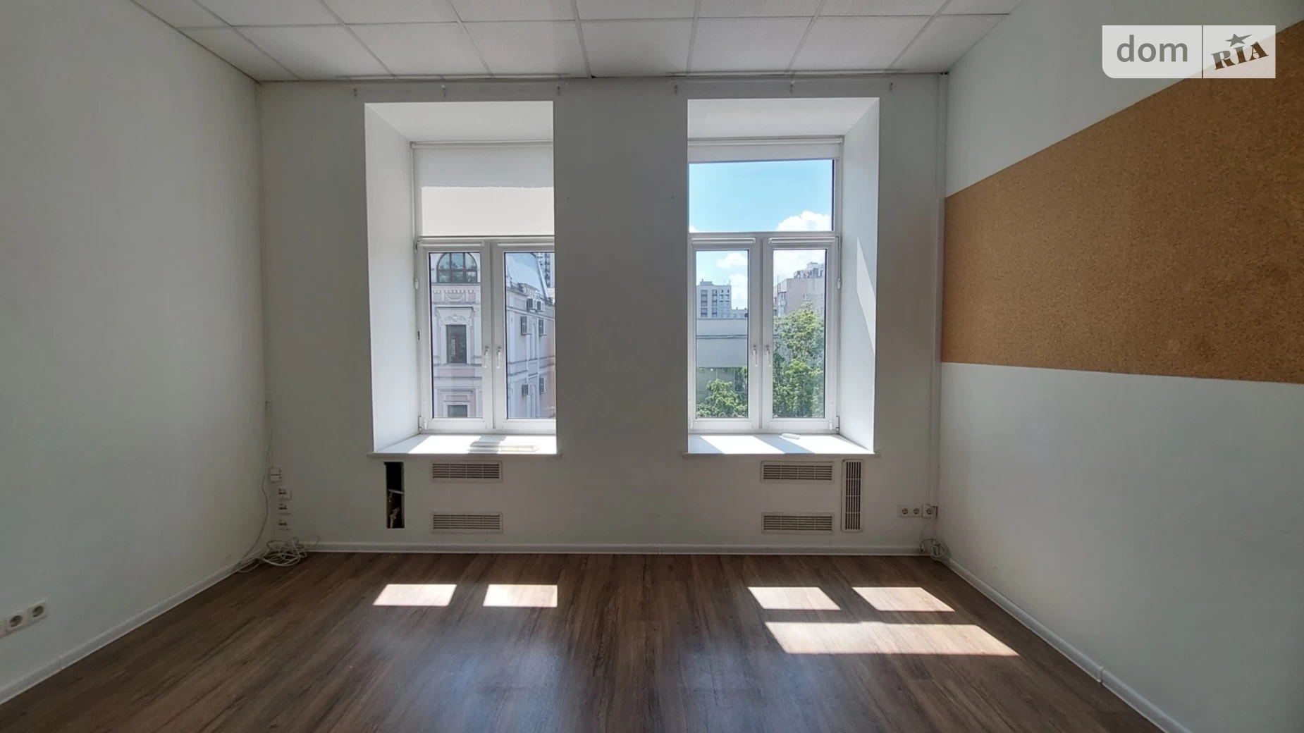Сдается в аренду офис 117 кв. м в бизнес-центре, цена: 2106 $ - фото 4