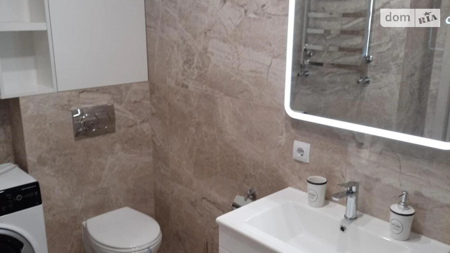 Сдается в аренду 1-комнатная квартира 43 кв. м в Львове, цена: 500 $ - фото 4