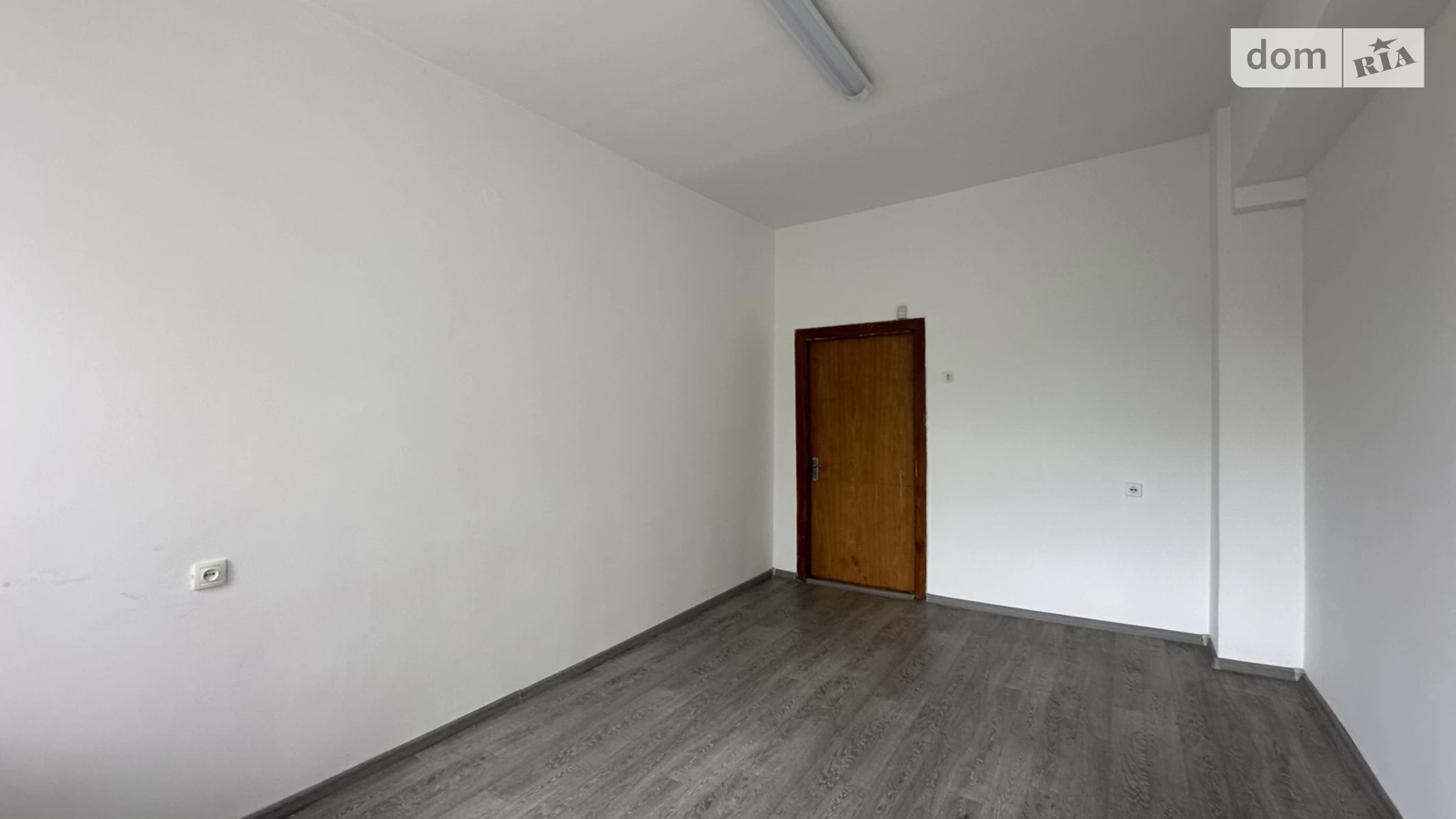 Здається в оренду офіс 15 кв. м в бізнес-центрі, цена: 3750 грн - фото 3