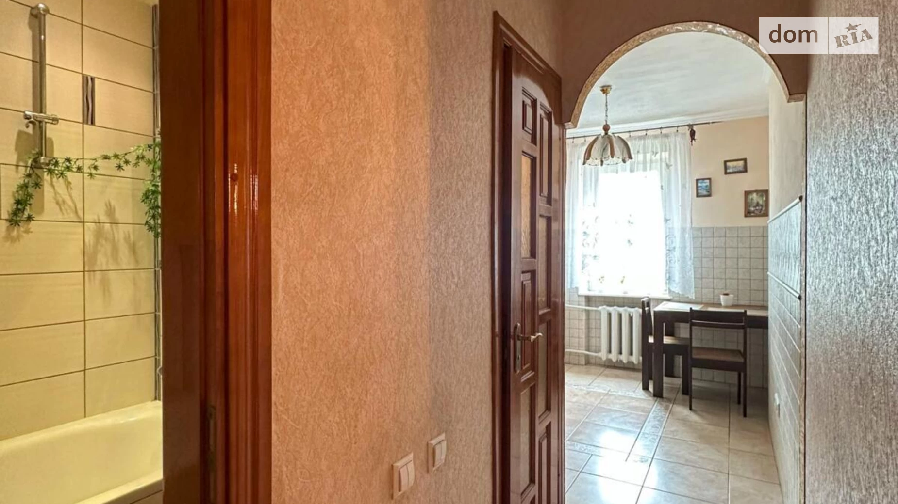 Продается 3-комнатная квартира 67.3 кв. м в Львове, цена: 98000 $ - фото 4