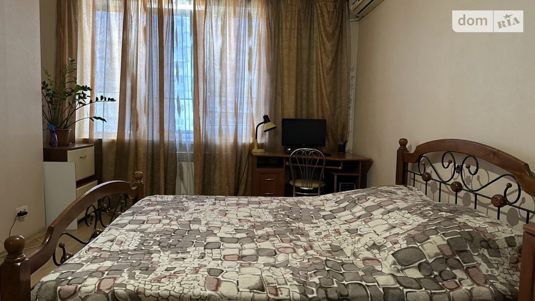 Продається 2-кімнатна квартира 74 кв. м у Одесі, вул. Владислава Бувалкіна(Генерала Бочарова) - фото 2
