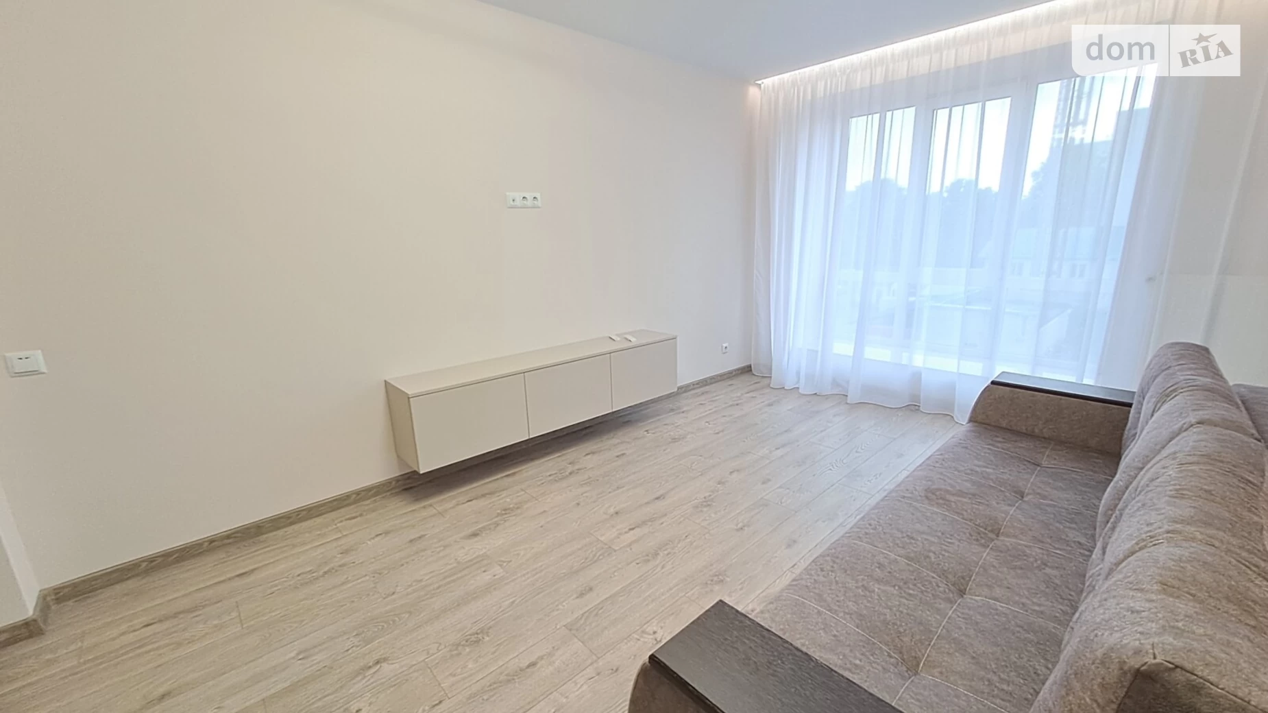 1-комнатная квартира 42 кв. м в Тернополе, просп. Бандеры Степана - фото 2