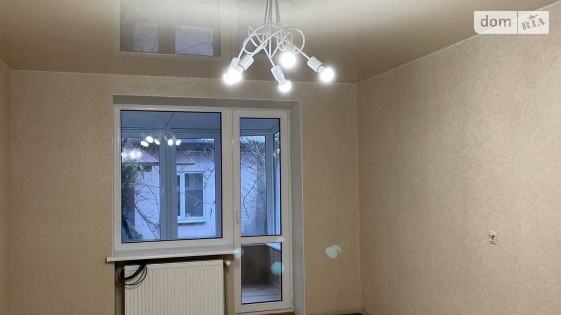 Продается 3-комнатная квартира 60.8 кв. м в Рожнятове, цена: 39900 $ - фото 2