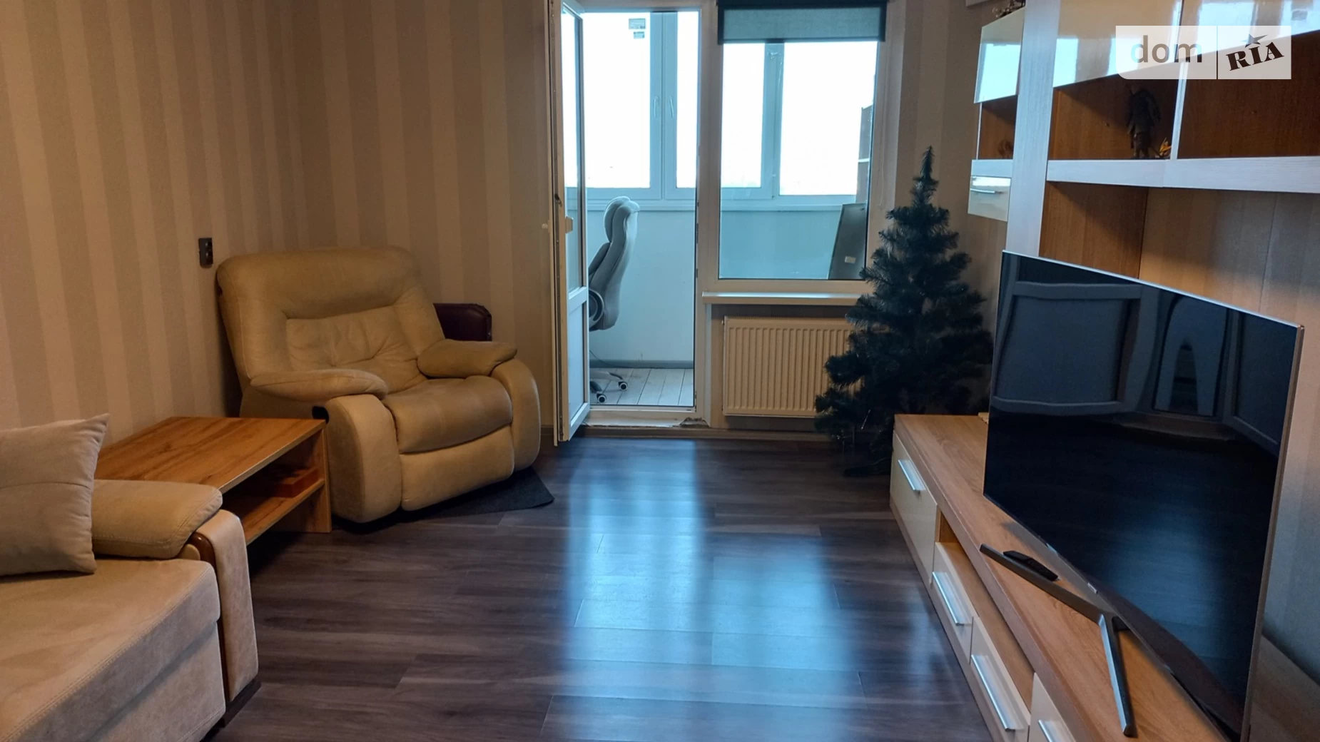 Продається 2-кімнатна квартира 75.5 кв. м у Києві, просп. Науки, 60А - фото 2