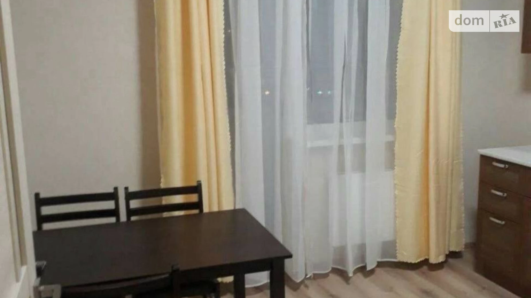 Продается 1-комнатная квартира 45 кв. м в Одессе, ул. Канатная, 122 - фото 3