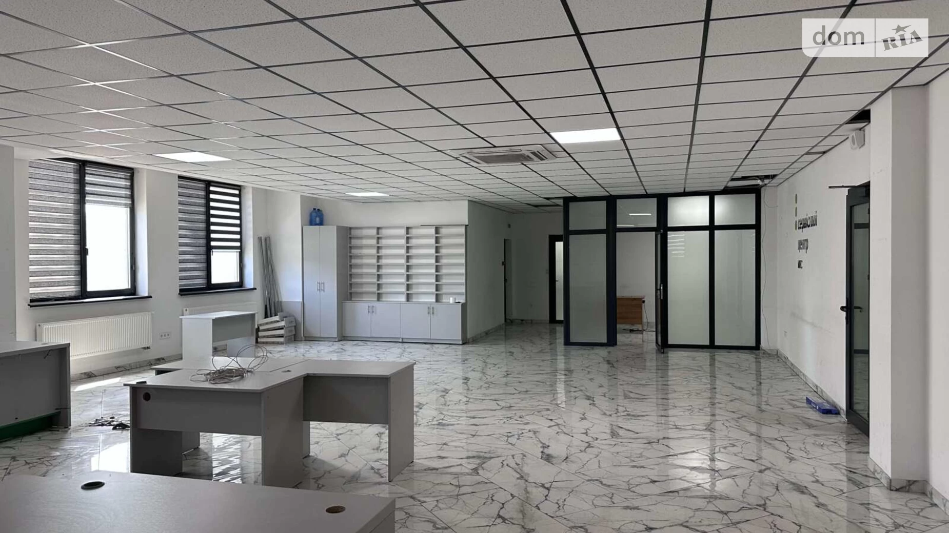 Сдается в аренду офис 220 кв. м в бизнес-центре, цена: 2200 $ - фото 2
