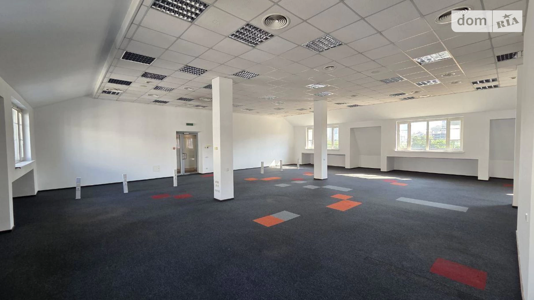 Сдается в аренду офис 500 кв. м в бизнес-центре, цена: 9700 $ - фото 3